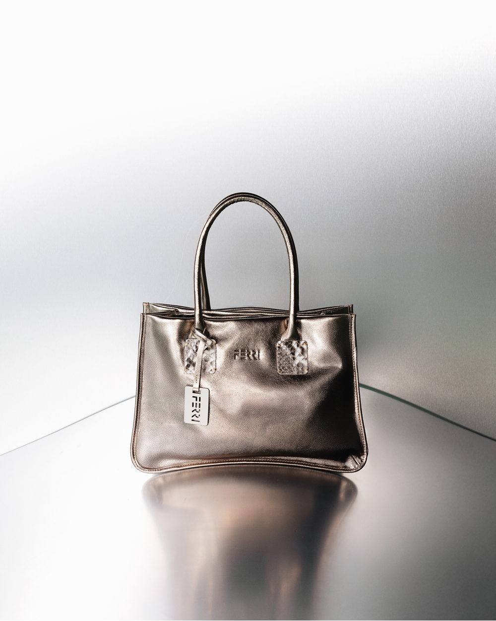 Bolsa Antonia Metalizada