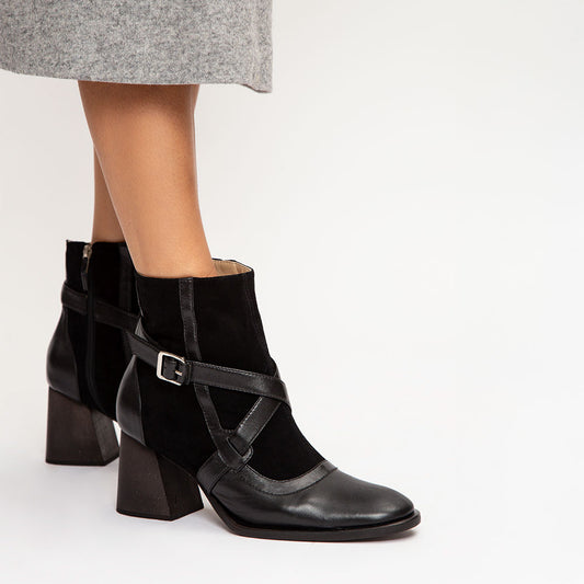 Bota Salto Alto Couro Camurça