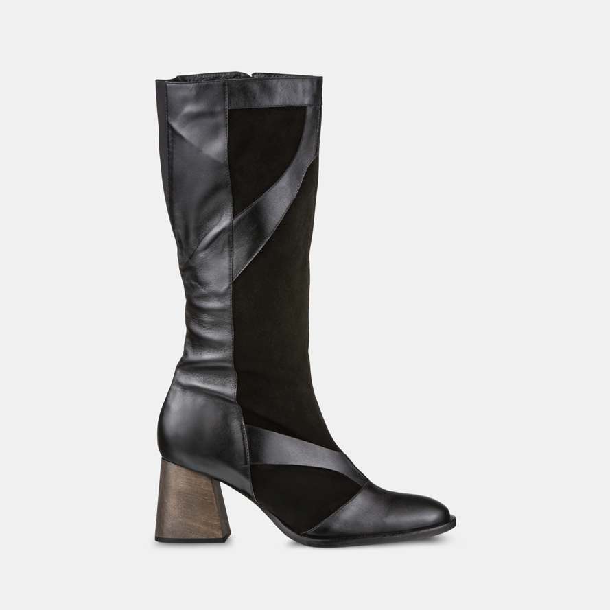 Bota Recortes Cano Longo