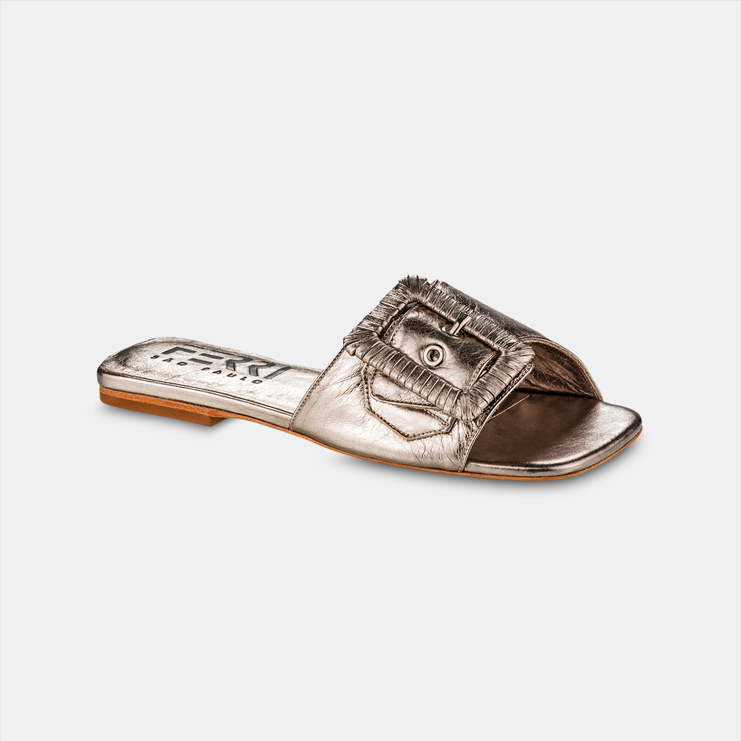 Sandália Flat Fivela Metalizada