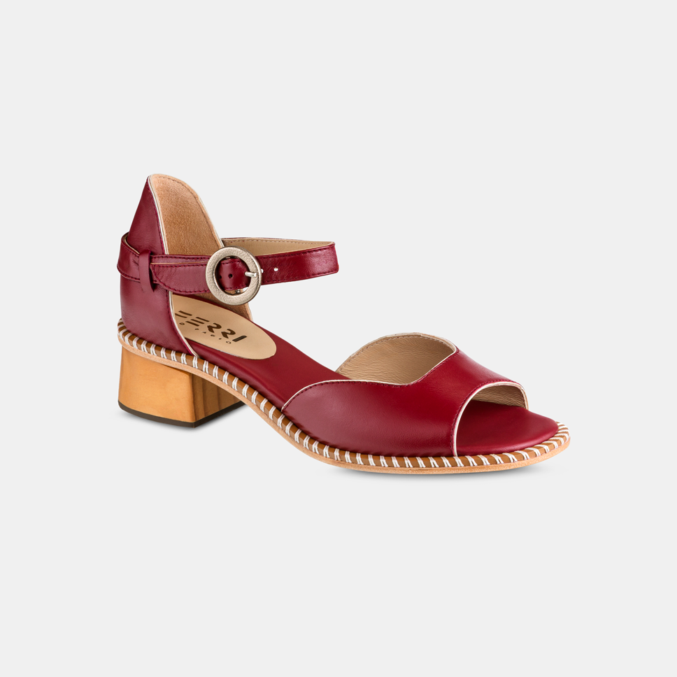 Sandália Pesponto Cereja