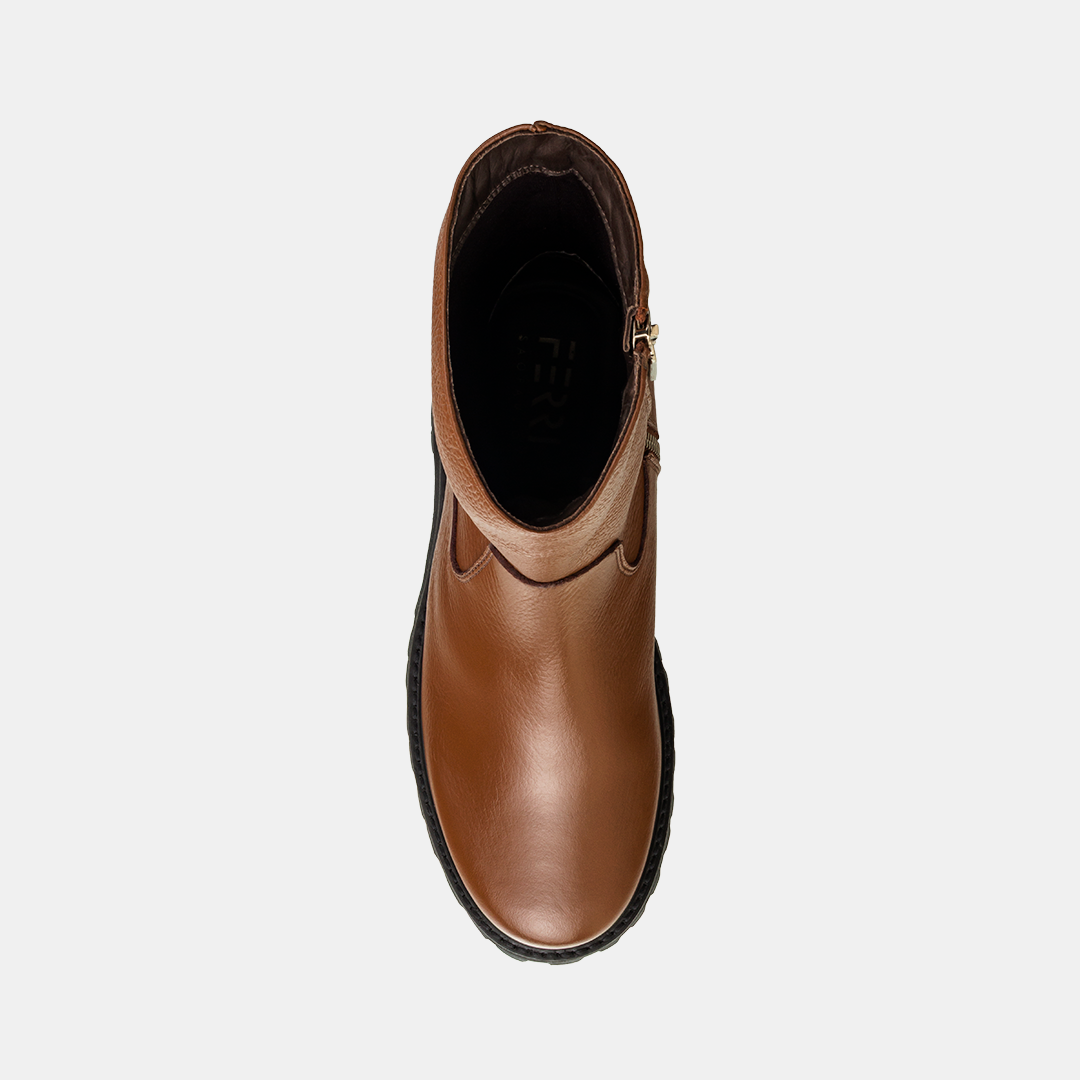 Bota Tratorada Cano Médio Caramelo