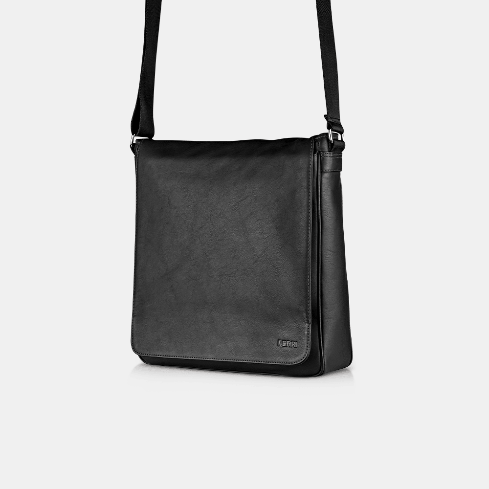 Bolsa Masculina Transversal Preta - Ferri São Paulo