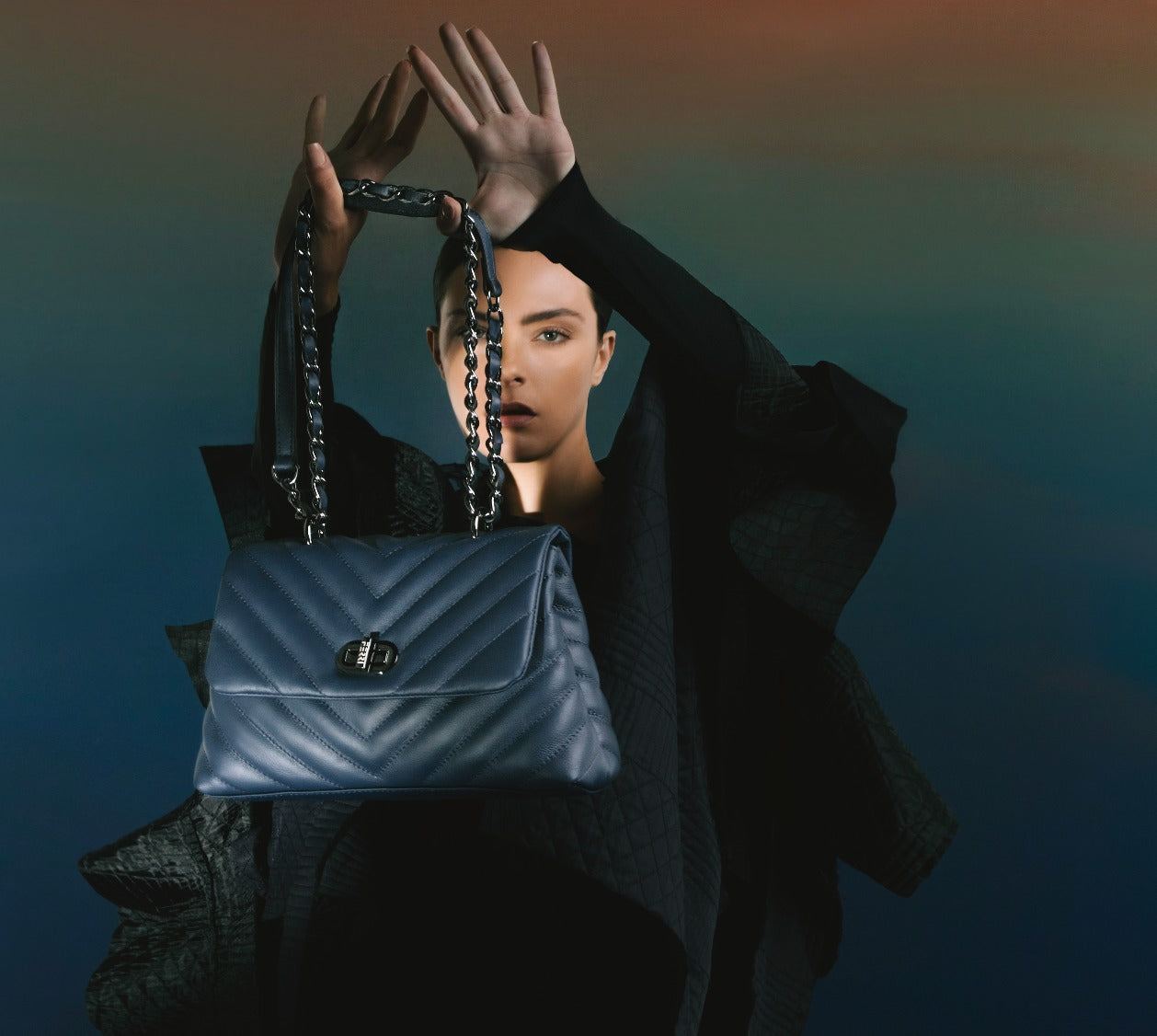 Bolsa Matelassada Marinho - Ferri São Paulo