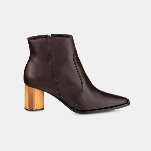 Bota Bico Fino Café