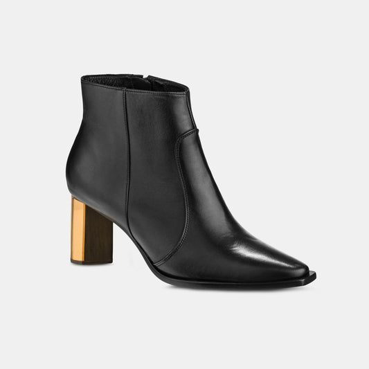 Bota Bico Fino Preta