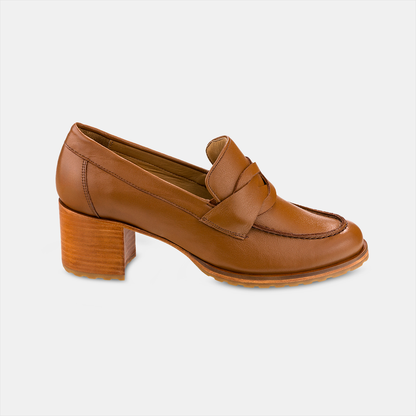 Mocassim Salto Alto Tratorado Camel