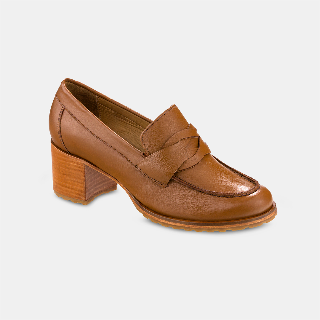 Mocassim Salto Alto Tratorado Camel